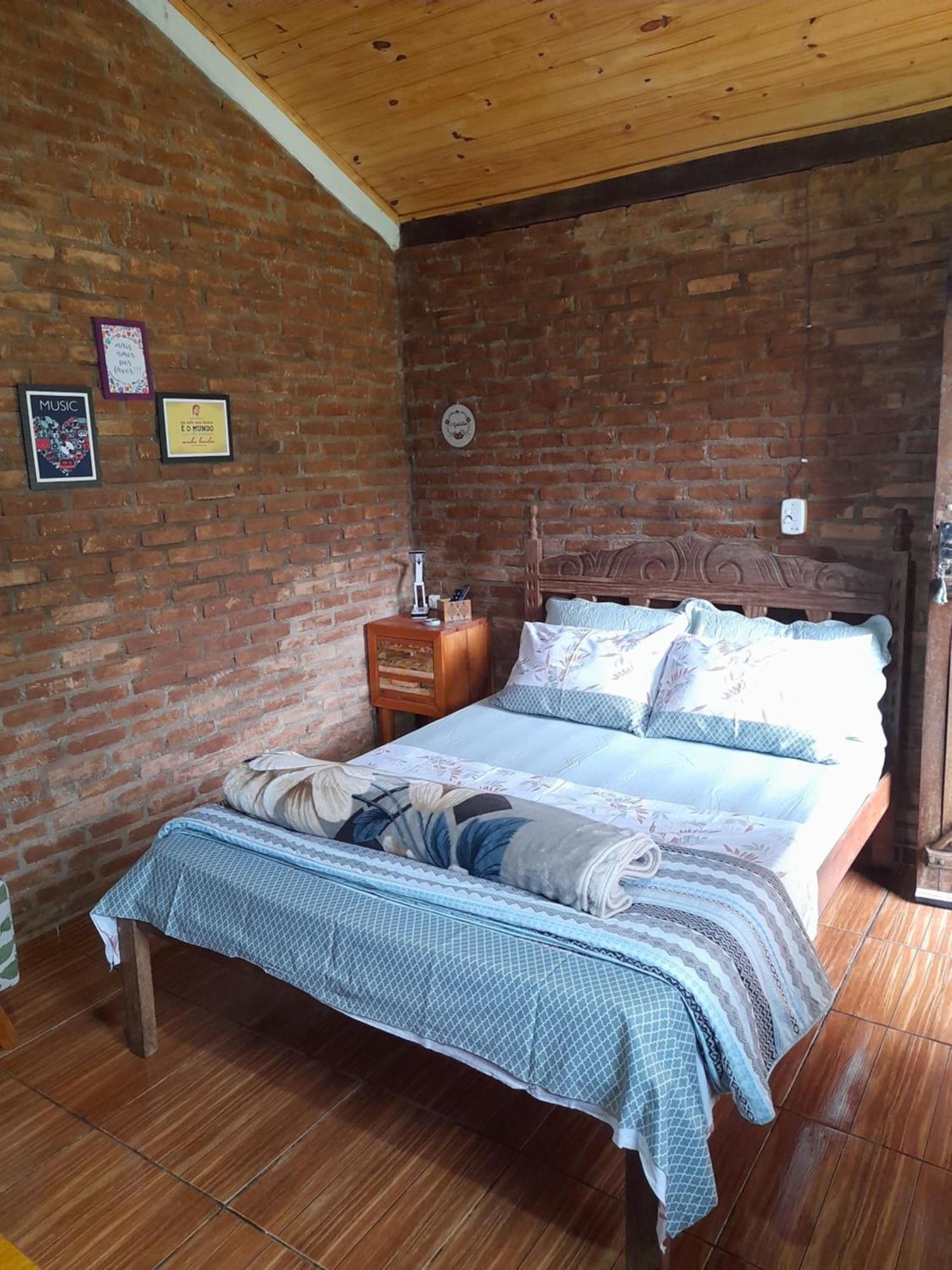 Recanto das Flores São Tomé das Letras Quarto foto